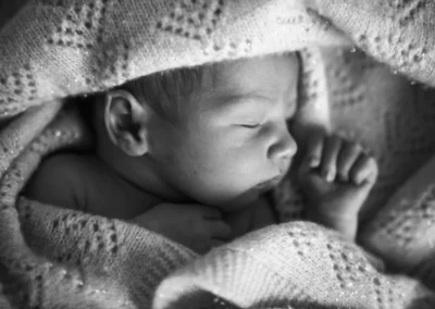 Photographe newborn ardèche